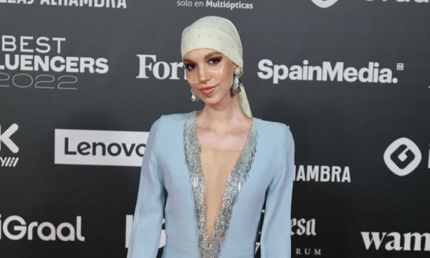 Fallece Elena Huelva, la influencer que visibilizó el cáncer al grito de "Mis ganas ganan"