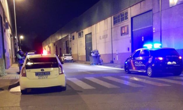 Encuentran el cuerpo sin vida de una mujer en una nave del polígono industrial de Rota