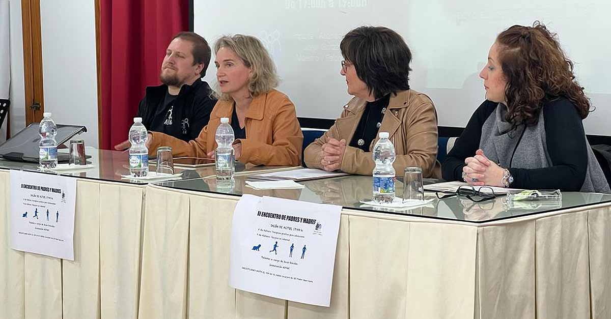 Inaugurada la segunda edición de Escuela de Padres del IES Juan Lara