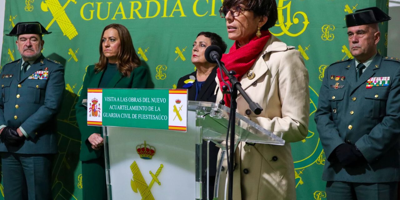 Dimite la directora general de la Guardia Civil