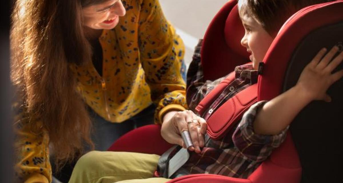 Tráfico detecta más de 80 menores sin sistemas de retención durante una campaña