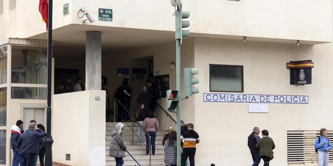 Detenido el comisario de Fuengirola por revelación de secretos a un empresario local