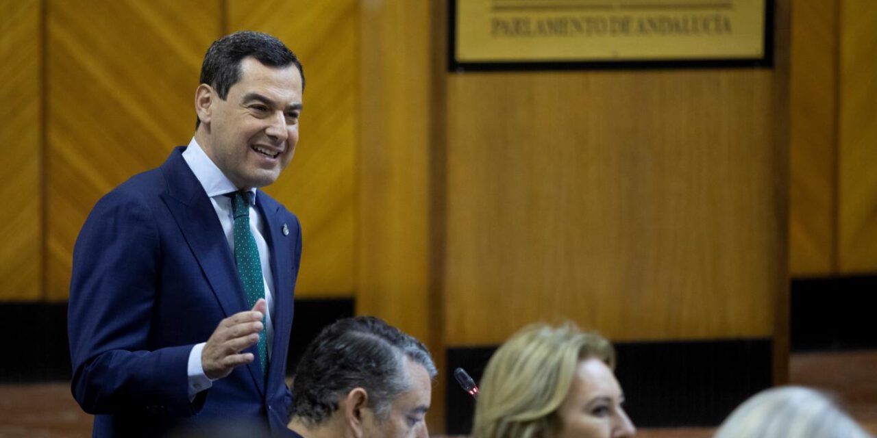 Juanma Moreno: Hemos parado "el bulo" del PSOE sobre la privatización sanitaria