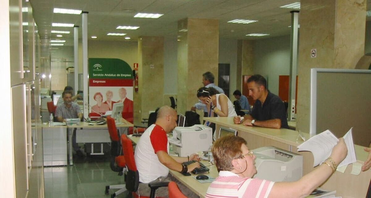 El paro sube en 1.530 personas en febrero en Andalucía y se sitúa en 749.675