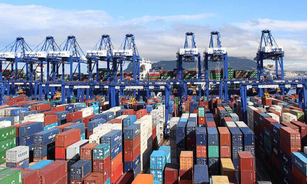 Cádiz lidera las exportaciones en Andalucía y bate récords con el impulso de la Junta y la ITI