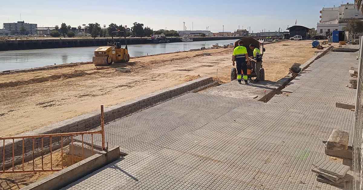 El paseo del río