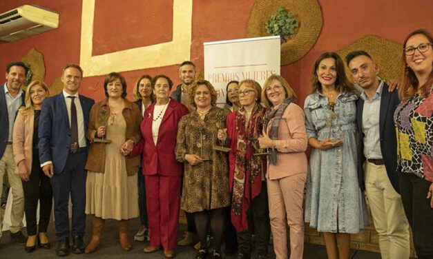 El PSOE entrega los premios Mujeres con Luz Propia 2023