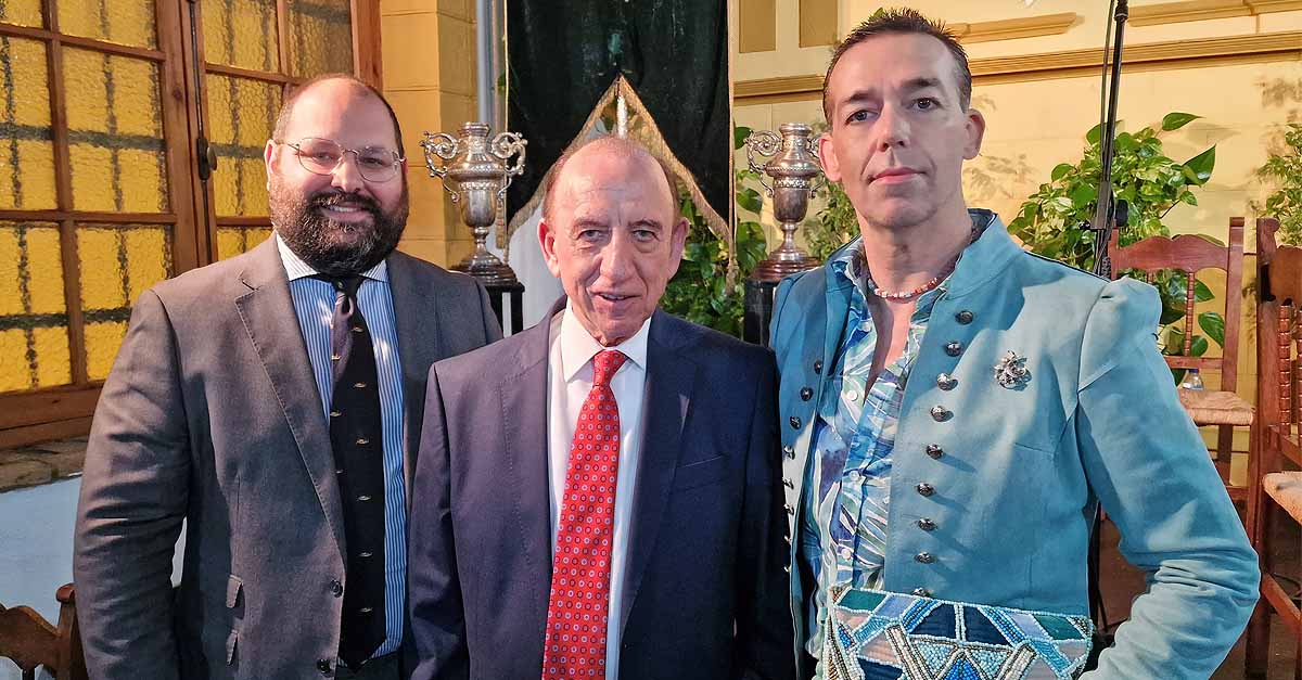 La Tertulia el Nitri celebra la "X Exaltación a la Saeta"