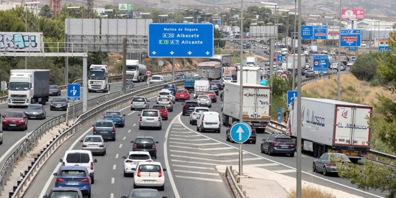 La DGT espera 1,3 millones de desplazamientos en Andalucía durante el puente