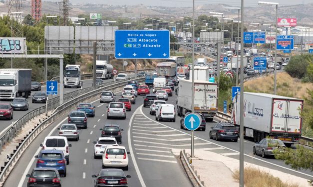 La DGT espera 1,3 millones de desplazamientos en Andalucía durante el puente