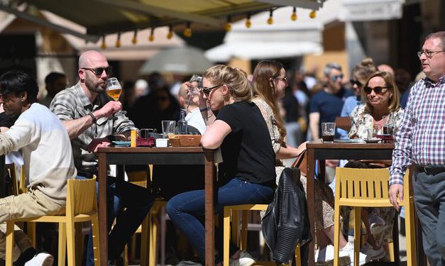 Andalucía firma una Semana Santa de récord y superará las cifras de 2019