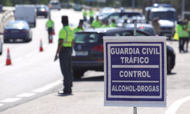 Condenado tras conducir triplicando el límite de alcohol y negarse a la segunda prueba