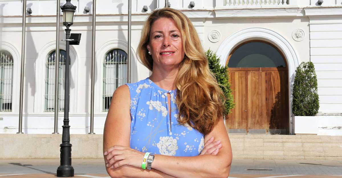 El coordinador de Vox El Puerto dimite tras conocerse que Leocadia Benavente no irá en la lista de Fito Carreto