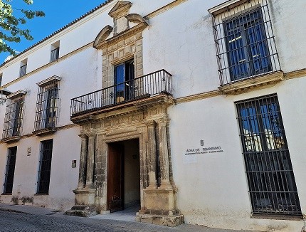 El Ayuntamiento abre una segunda bolsa de empleo complementaria de arquitectos