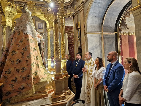 La nueva Junta de Gobierno de la Archicofradía y Esclavitud de Nuestra Señora de los Milagros toma posesión de sus cargos