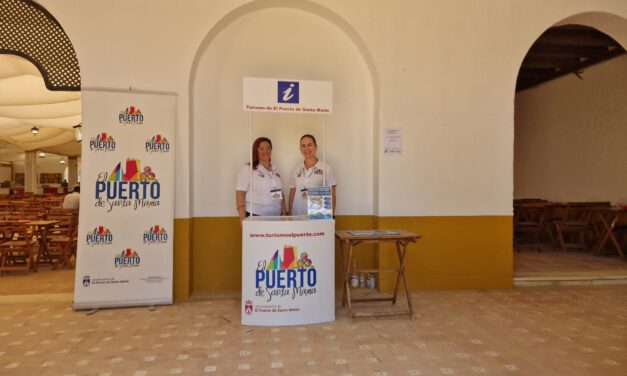 Turismo habilita un punto de información en la caseta municipal