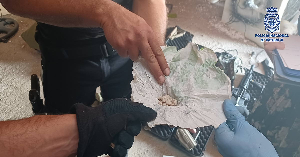 La Policía Nacional desmantela un punto de venta de drogas en la Colonia Monte Algaida