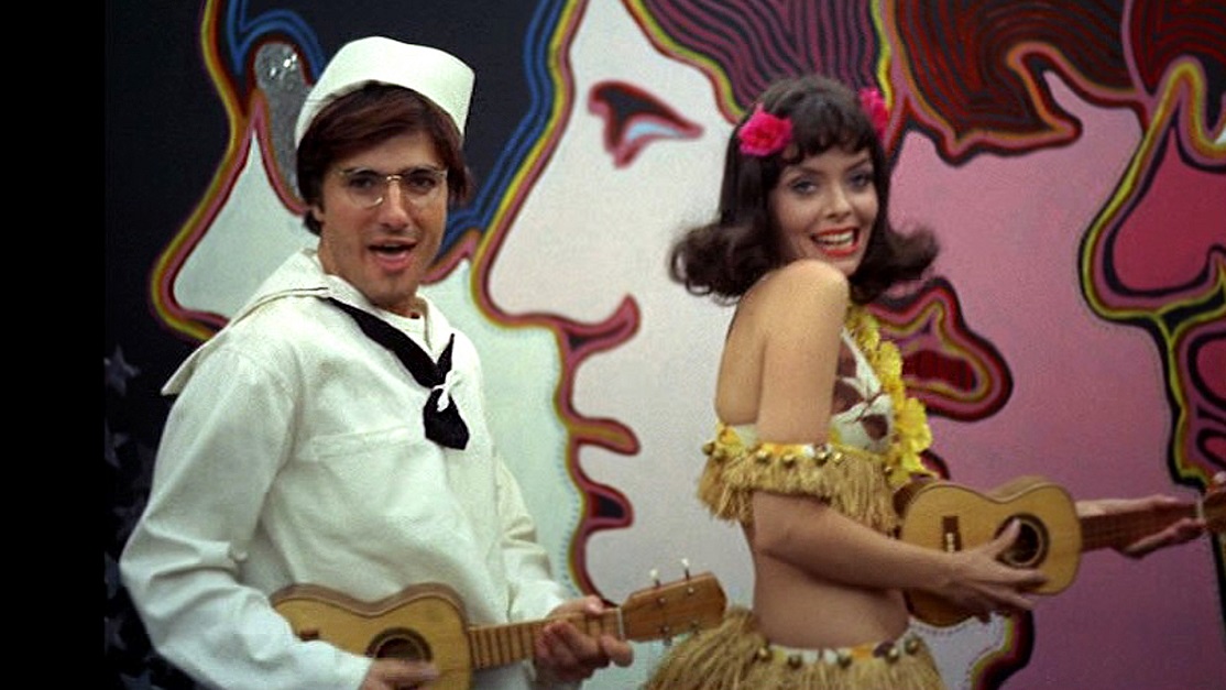 'Un, dos, tres...al escondite inglés' llega al cine de verano de San Agustín