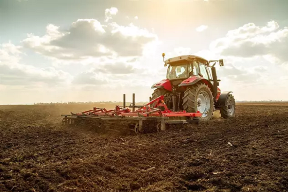 Fallecido un hombre de 31 años al caer de un tractor de madrugada en una finca de Villamartín