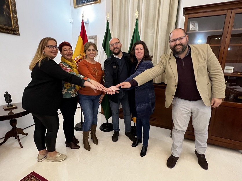 El Ayuntamiento licita el contrato del servicio de ayuda a domicilio que supera los 5,6 millones de euros