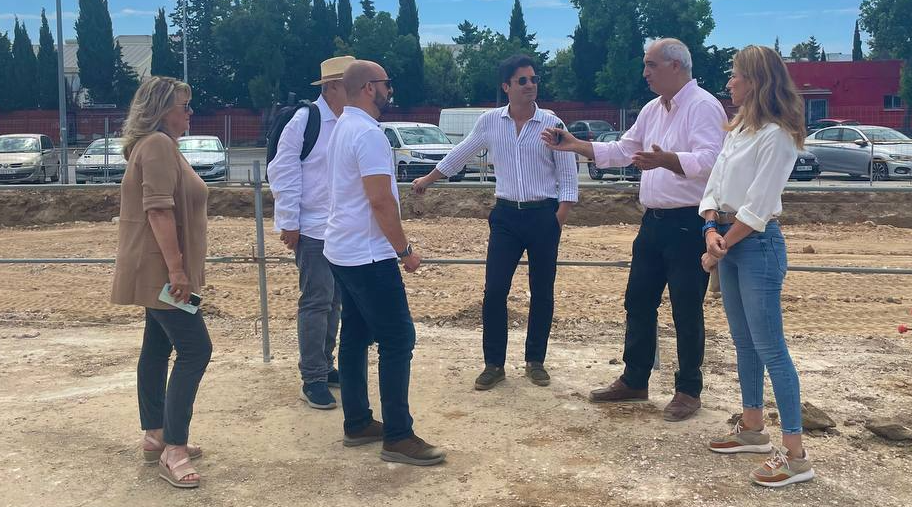 Beardo comprueba el avance de la nueva promoción de viviendas de Caja de Aguas