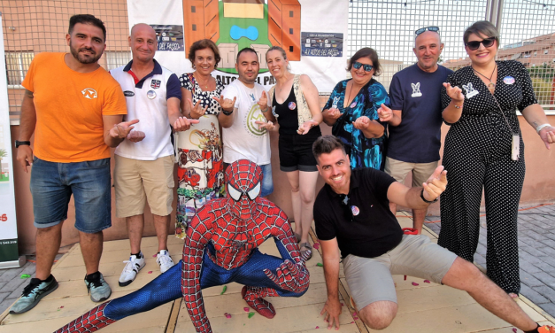 Altos del Paseo celebra su I verbena con gran éxito