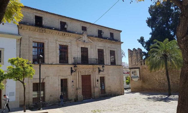 Una nueva animadora turística comienza a trabajar en la delegación de Turismo del Ayuntamiento de El Puerto