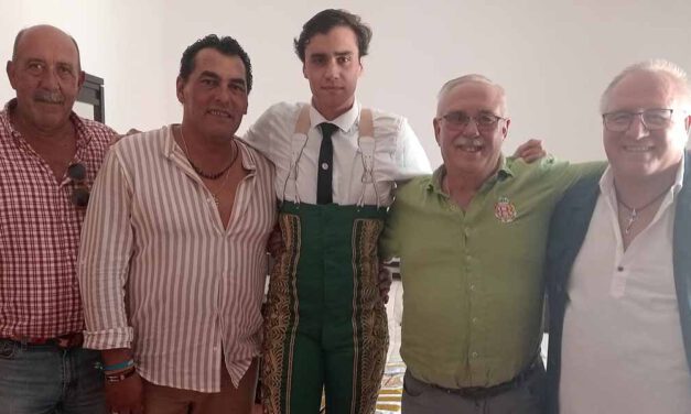 El Puerto ya tiene un nuevo novillero con caballos: Gonzalo Capdevila