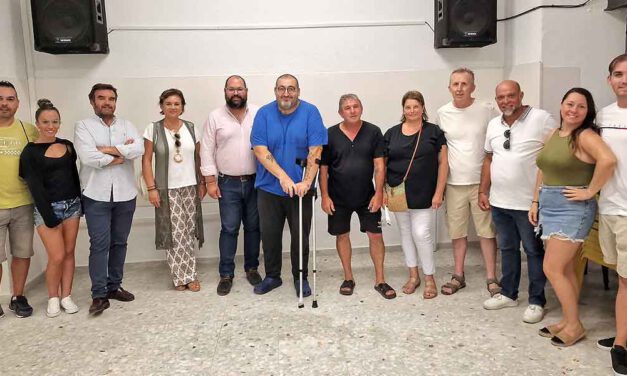 La Asociación Vecinal Ronda del Tejar celebra la inauguración de su local social