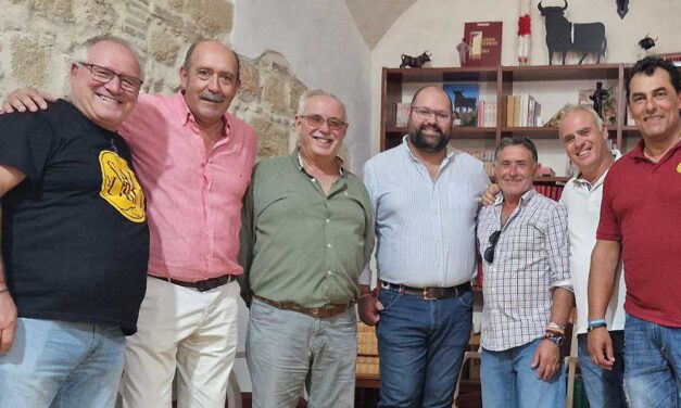 De Sal y Oro, el rincón de la Plaza Real más taurino que impulsa la afición y cultura de la tauromaquia los 365 días del año