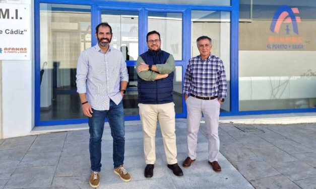 Enrique Iglesias visita el Centro de Menores Infractores Bahía de Cádiz