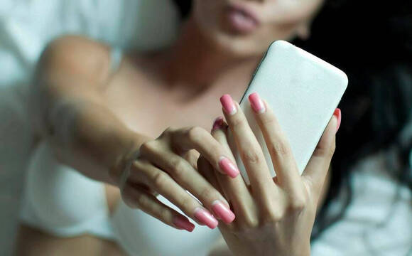 Los peligros ocultos de OnlyFans, la plataforma de contenido adulto más utilizada