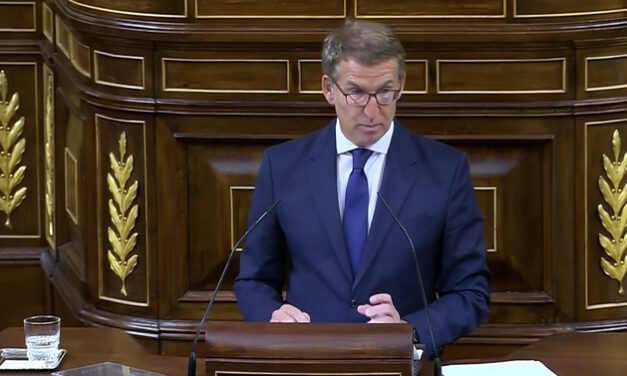 Feijóo pregunta a Pedro Sánchez por qué va a cesar a Irene Montero y la ministra asiente