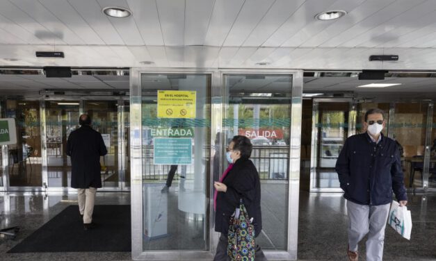 La Junta no acepta la obligatoriedad de mascarillas en hospitales y centros de salud