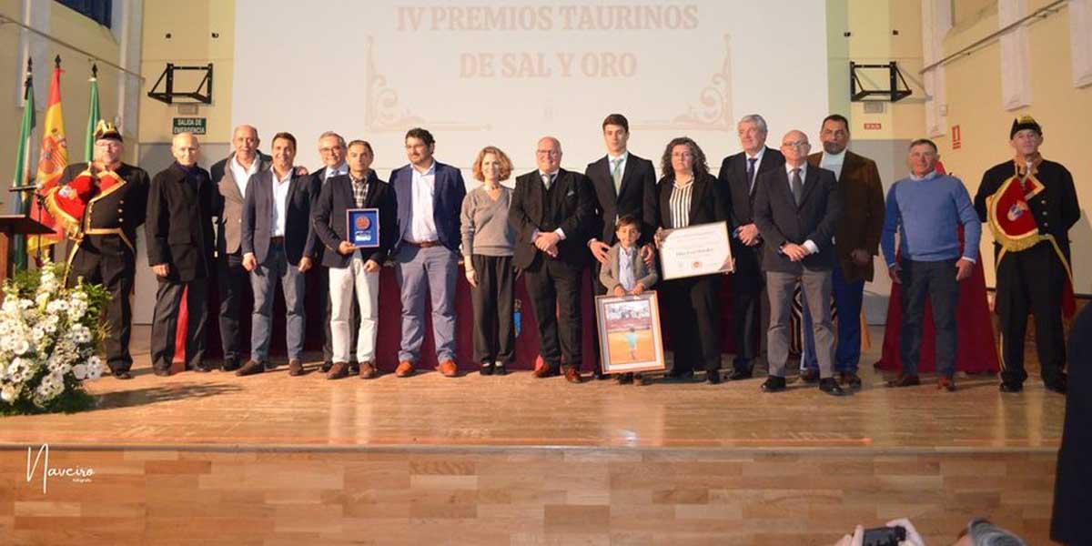 Lleno absoluto en los IV Premios Taurinos De Sal y Oro de El Puerto