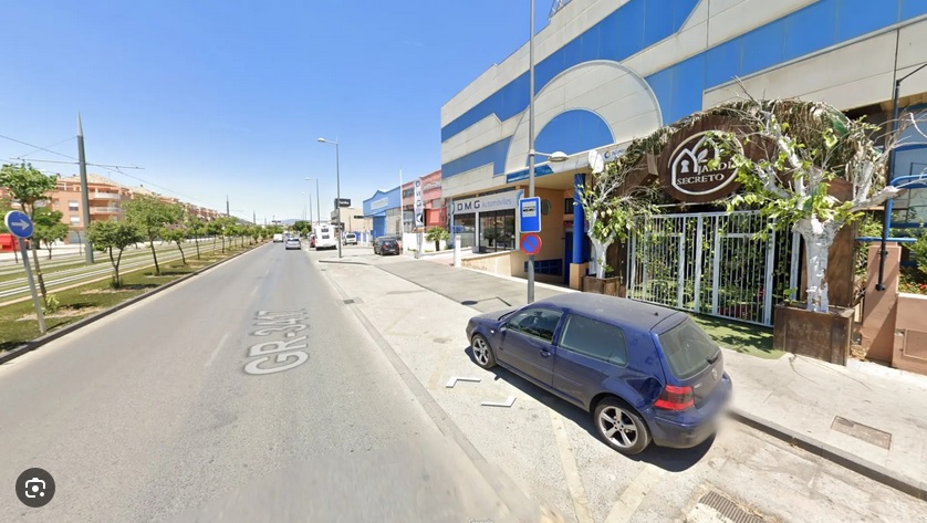 Se entrega un joven de 25 años que apuñaló a un portero de discoteca hace cinco meses