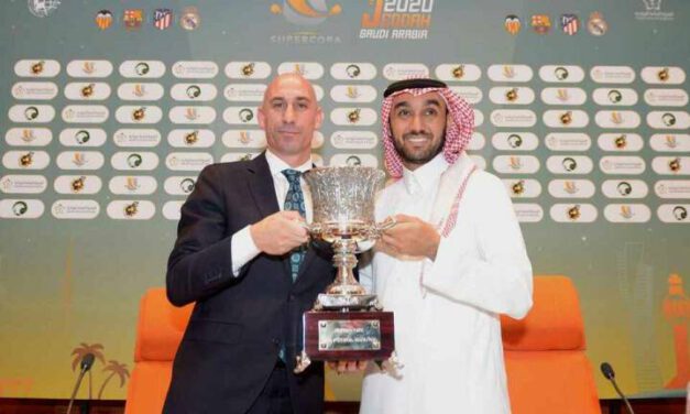 La juez de la Supercopa sigue el rastro: 15 bancos, 96 cuentas de Piqué y 36 de Rubiales