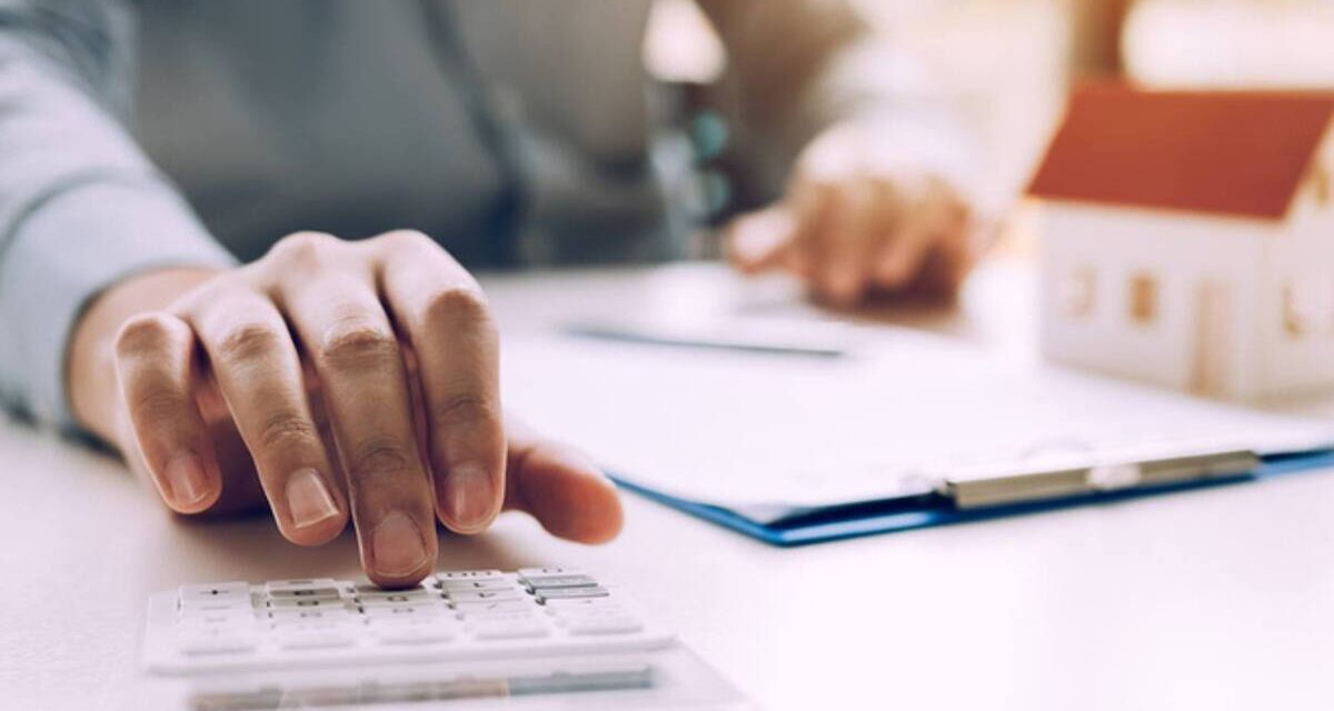 Los andaluces dedican el sueldo de 5,9 años a pagar una hipoteca en 2023