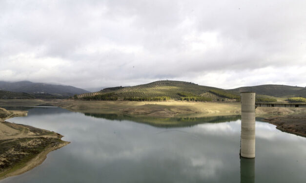 Los embalses siguen ganando agua de las escorrentías y alcanzan un 43,3%