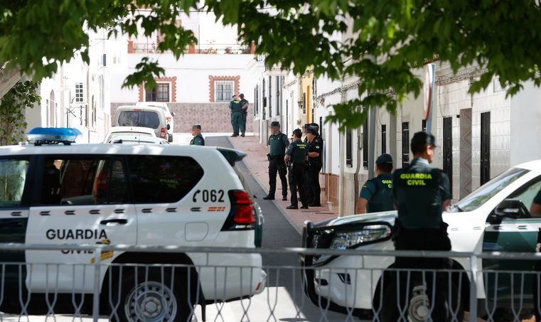 Buscan al atrincherado en Campillos al no encontrarlo en su casa