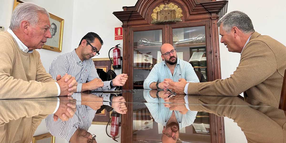 Beardo se reúne con la Asociación de Familias Numerosas de Cádiz, cuya sede está en El Puerto