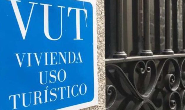 IU insta al PP a tomar medidas ante la proliferación de pisos turísticos en El Puerto