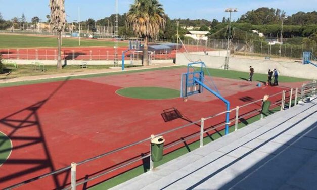 El Ayuntamiento de El Puerto refuerza el servicio de mantenimiento de las instalaciones deportivas