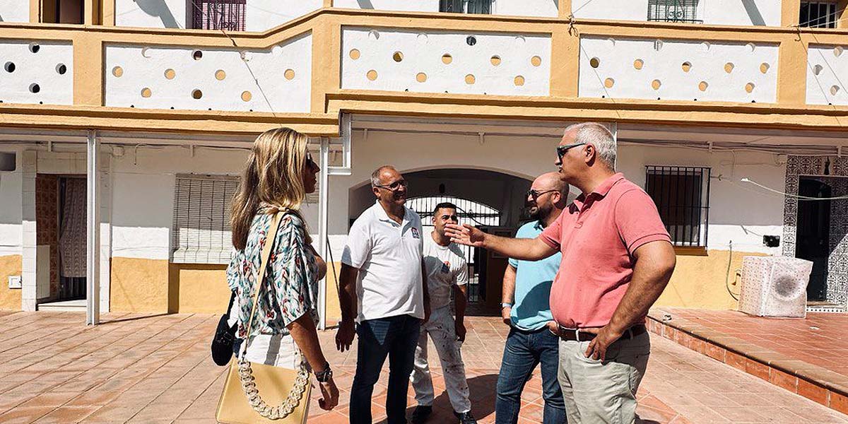 Beardo supervisa las obras de rehabilitación de la comunidad de vecinos de Santa Clara 40