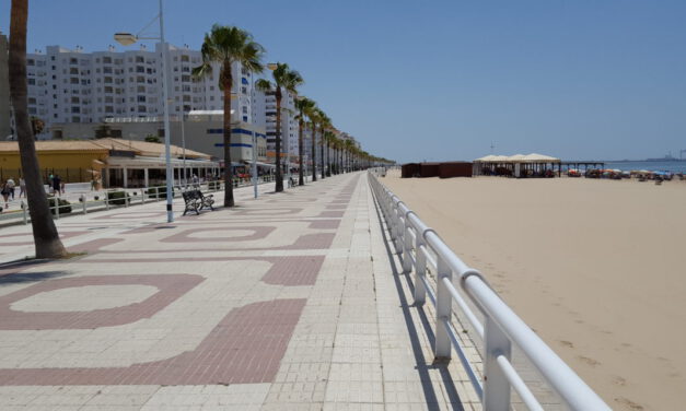 El PSOE pide explicaciones por la construcción de pisos turísticos en Valdelagrana